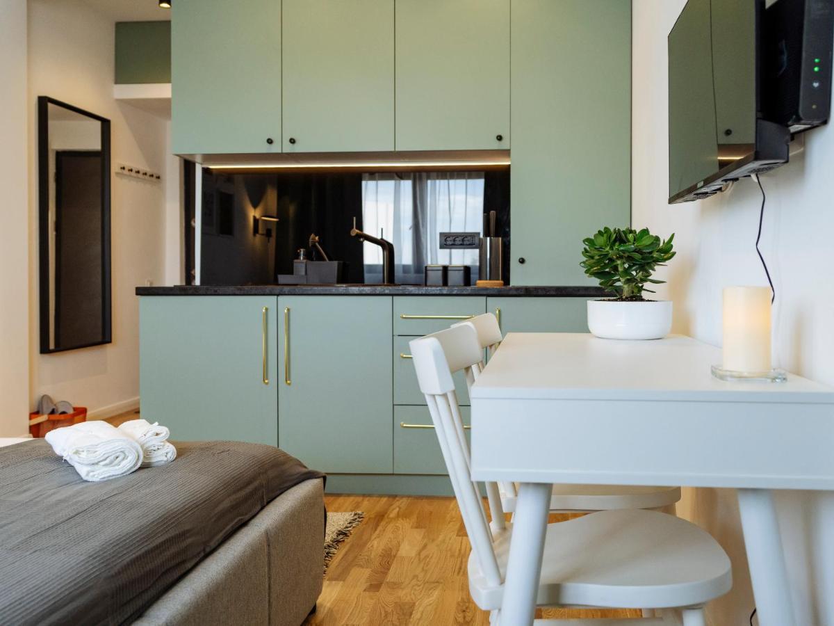 Beautiful Modern Studio - Cismigiu Park - Netflix Bükreş Dış mekan fotoğraf