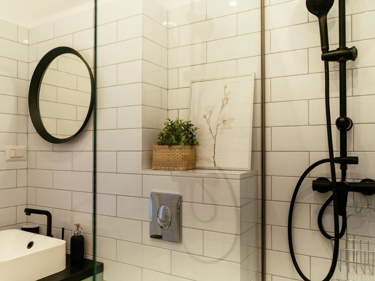 Beautiful Modern Studio - Cismigiu Park - Netflix Bükreş Dış mekan fotoğraf